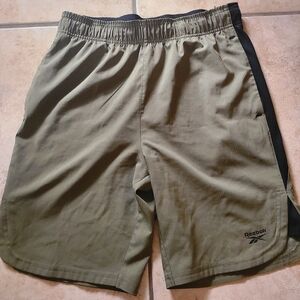 Reebok mens green shorts athletic active wear casual running size small